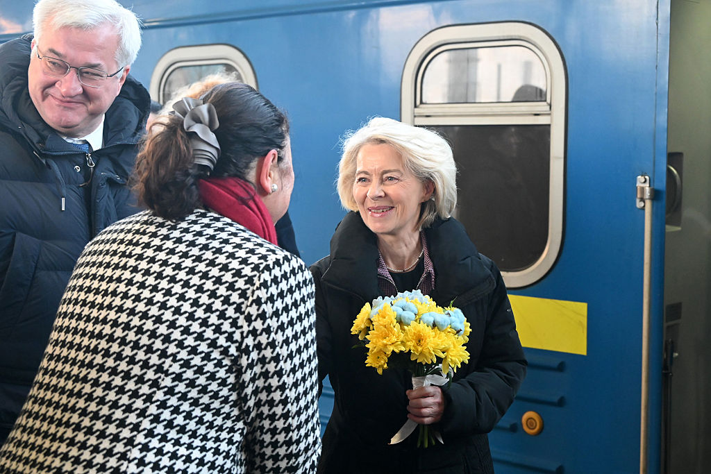 Von der Leyen to sign drone deal with Ukraine